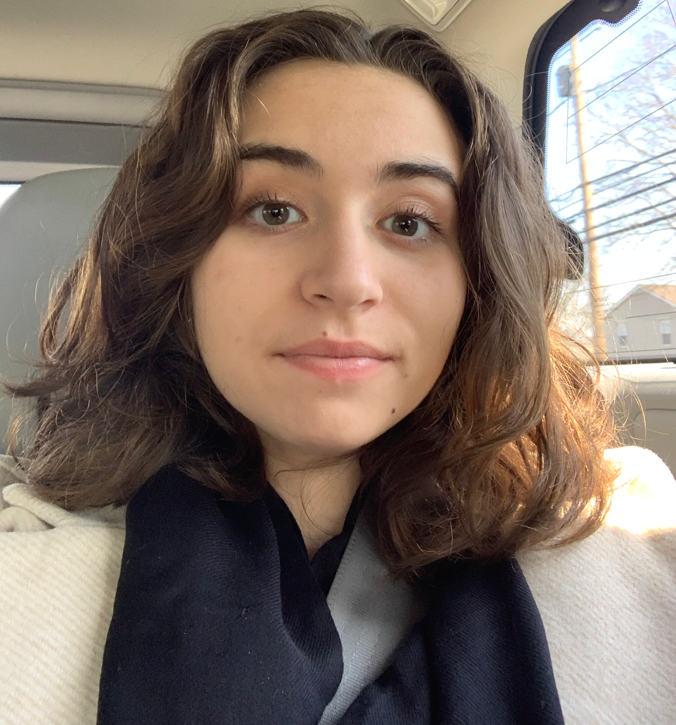 Ashley Pizzo headshot